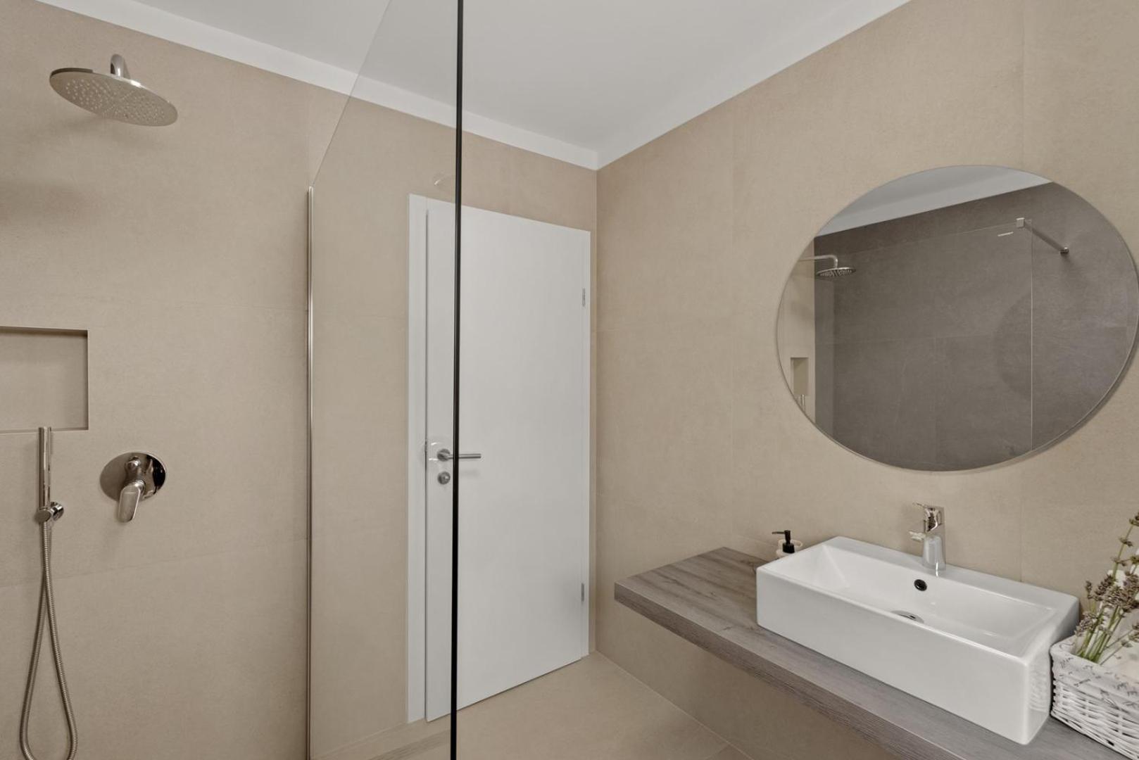 Villa Irena With Private Pool In Porec Ngoại thất bức ảnh